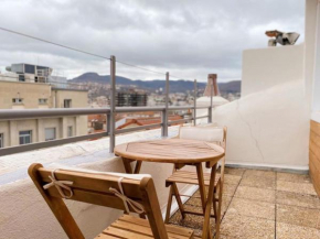 DUPLEX - TERRASSE 2 CHAMBRES CENTRE-VILLE JAUDE